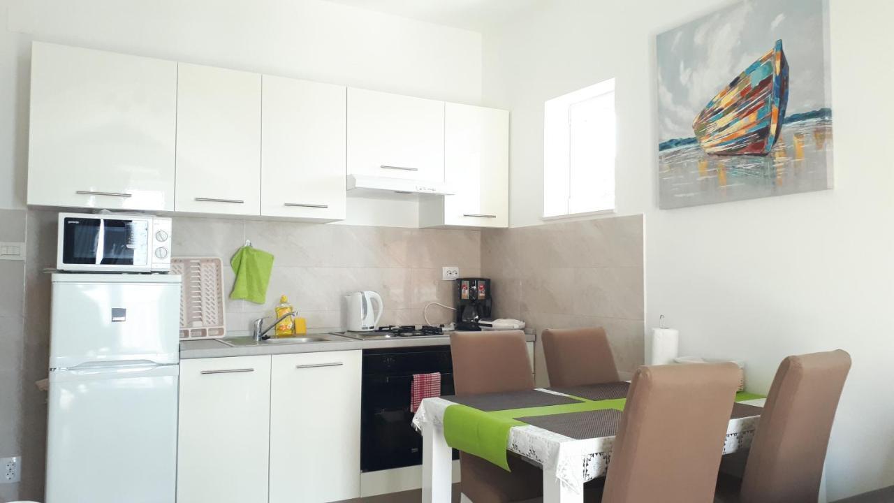 Apartments Lea ซัฟทัท ภายนอก รูปภาพ