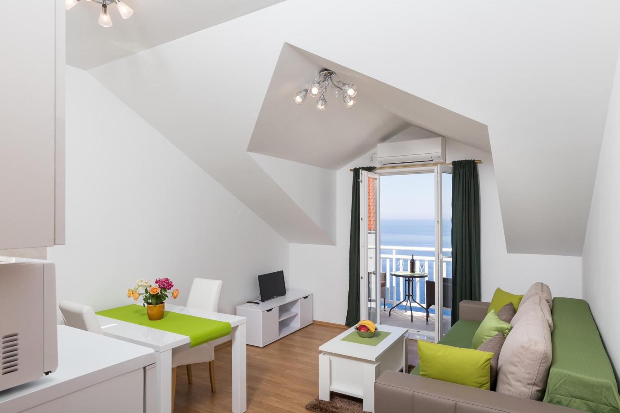 Apartments Lea ซัฟทัท ภายนอก รูปภาพ
