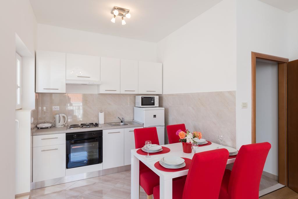 Apartments Lea ซัฟทัท ภายนอก รูปภาพ